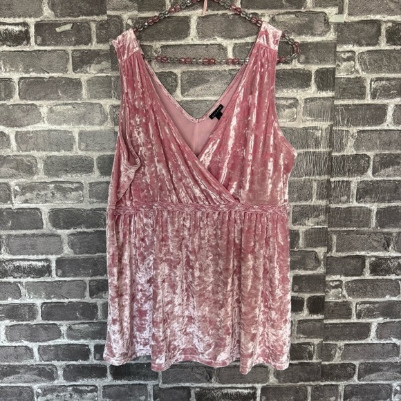 Torrid Velvet Surplice Babydoll Tank top shirt pink - Picture 2 of 12